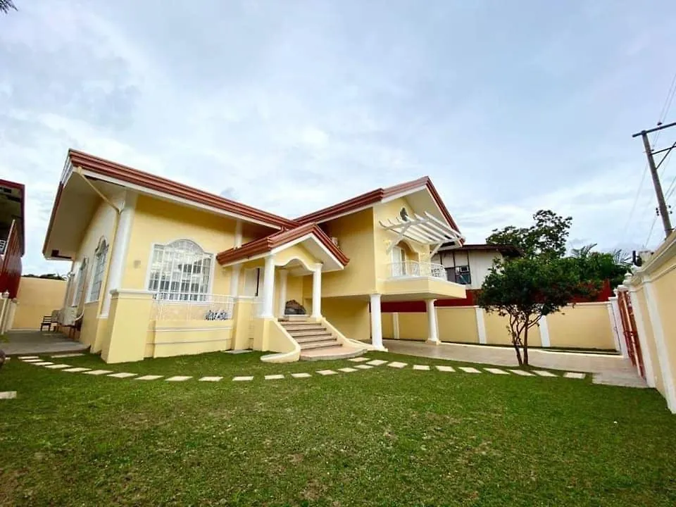 Big & Elegant W/Nice Location Nr Sm &Ateneo Matina Davao